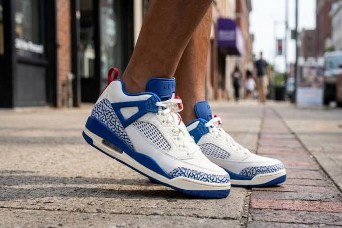Air Jordan — Sneakers Iconiques & Streetwear Héritage