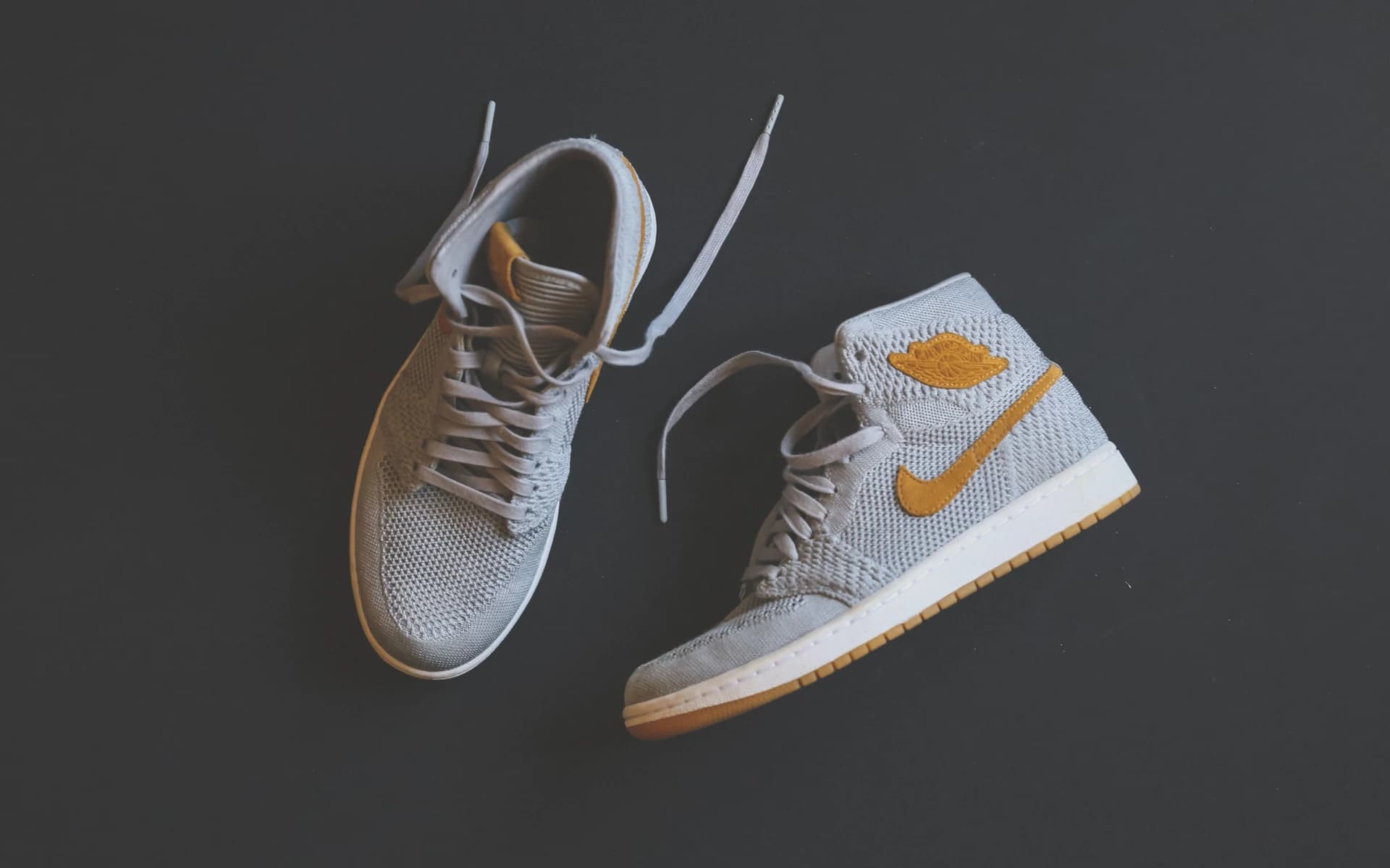 Nike — Sport & Sneakers